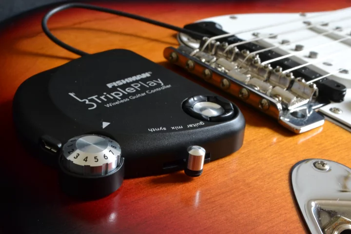 Gizmag reviews the TriplePlay wireless MIDI controller and pickup from Fishman (Photo: Paul Ridden/Gizmag)