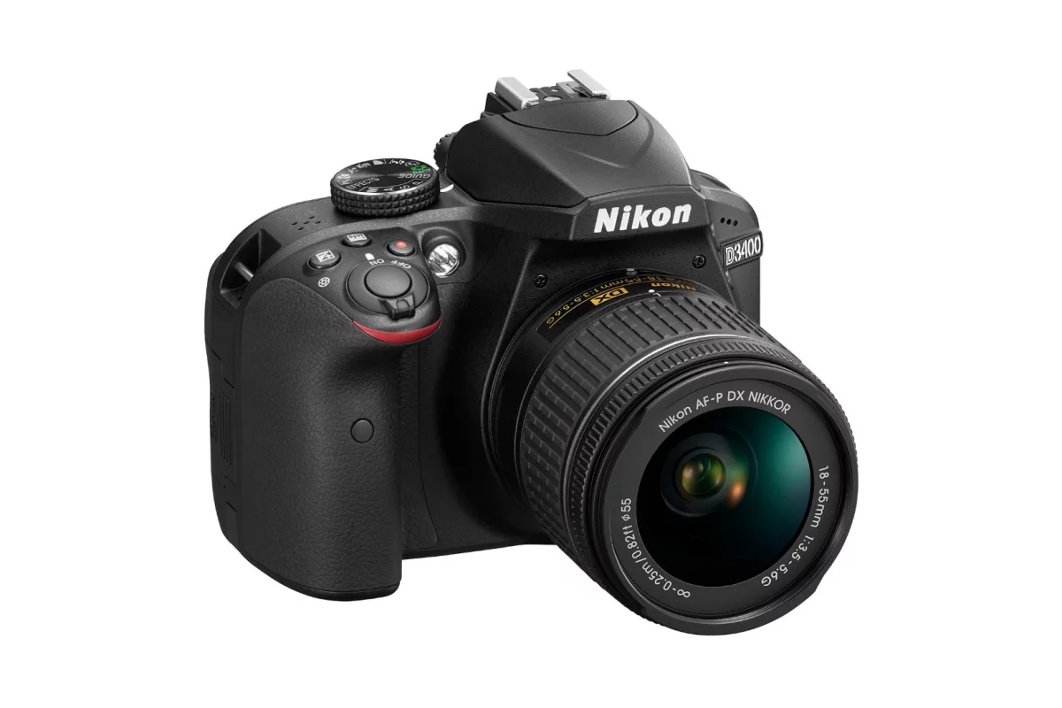 The Nikon D3400 uses Bluetooth LE to make sharing photos simple
