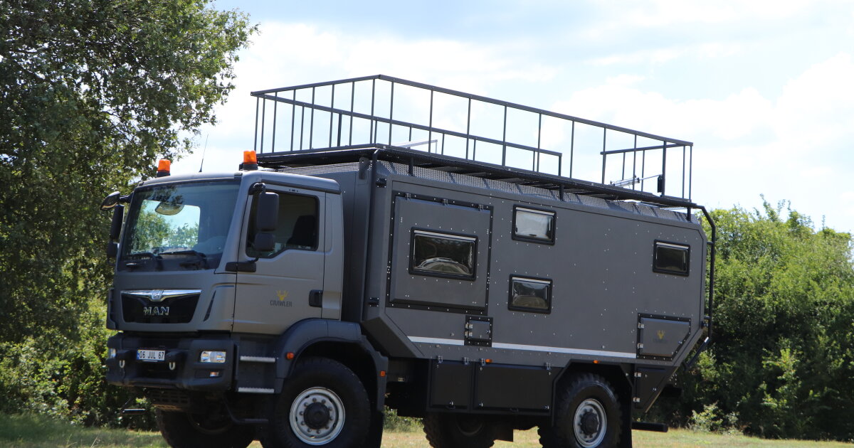 Turkish overland RV lives and works far from the hordes
