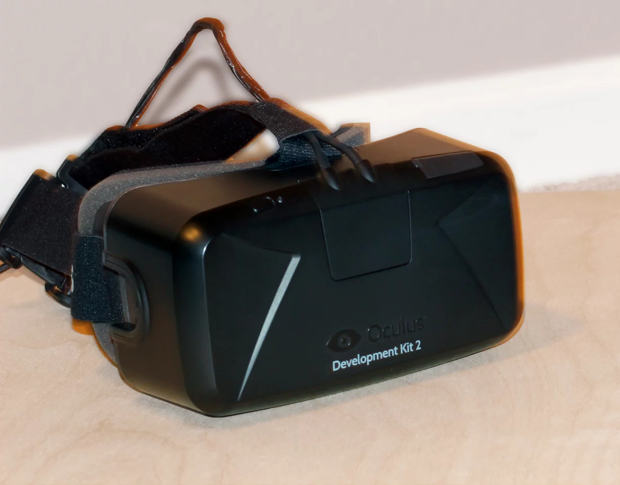 Unlike the Gear VR, the Oculus Rift DK2 (pictured) is tethered to a PC with wires (Photo: Will Shanklin/Gizmag.com)