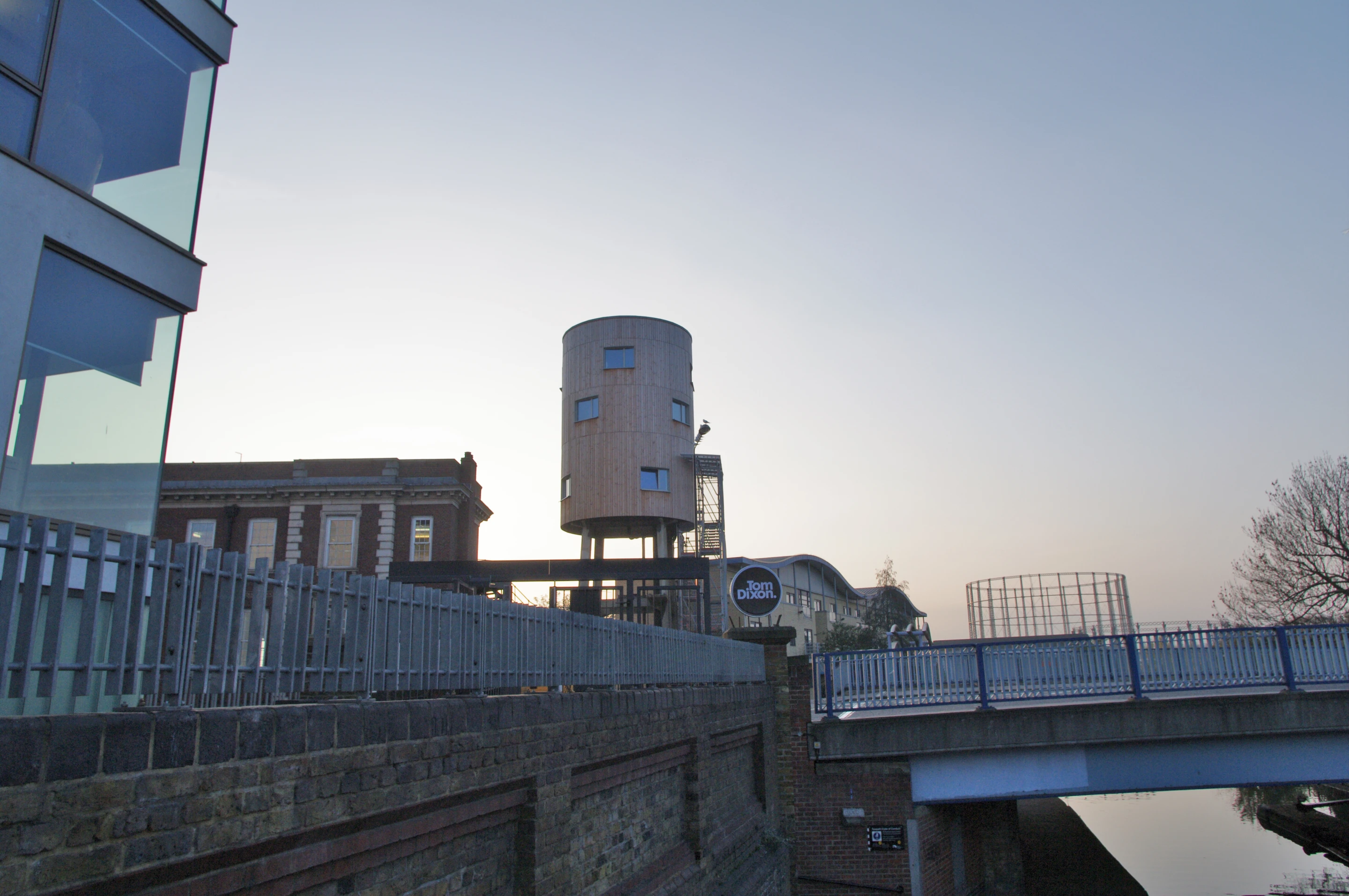 The conversion of the 60-ft (18-meter) tower was conceived by "design research studio" Tom Dixon