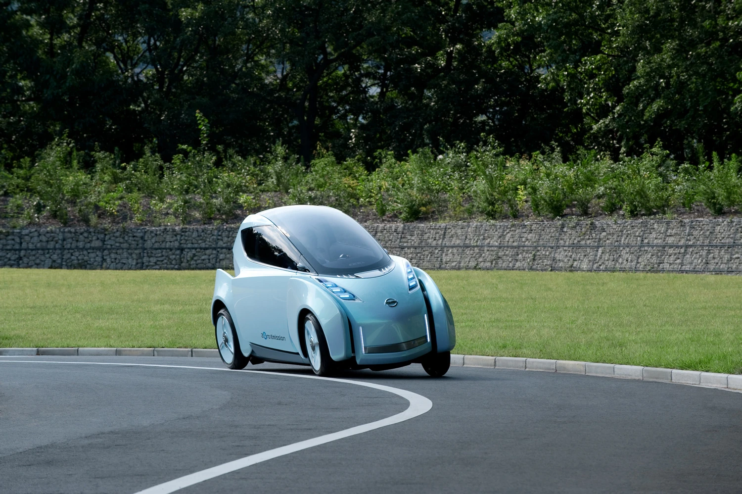 Nissan's LandGlider