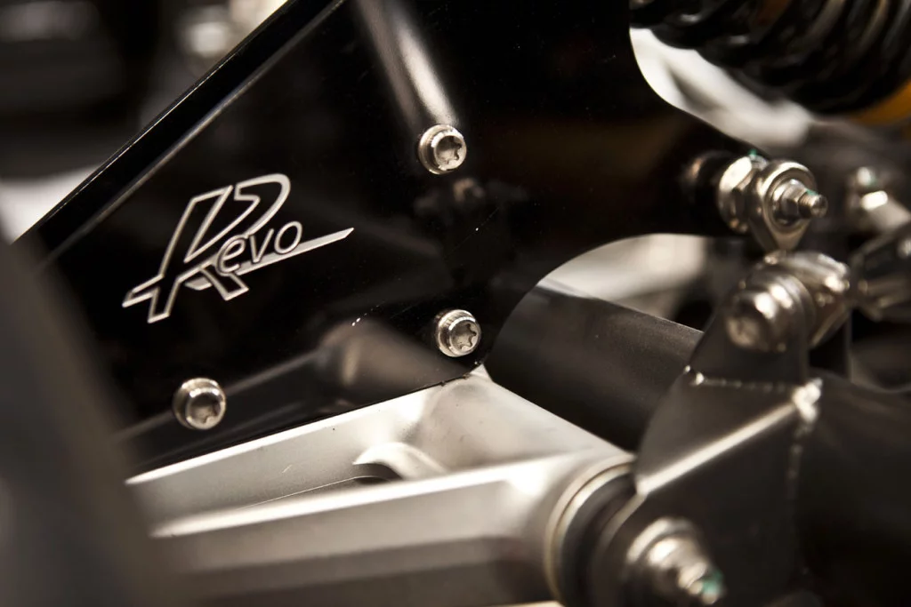 Managing the Revolucion’s power is the job of a 6-speed magnesium transversal and sequential gearbox that’s capable of throwing down lightning quick shifts of only 20 milliseconds (Photo: Pagani)