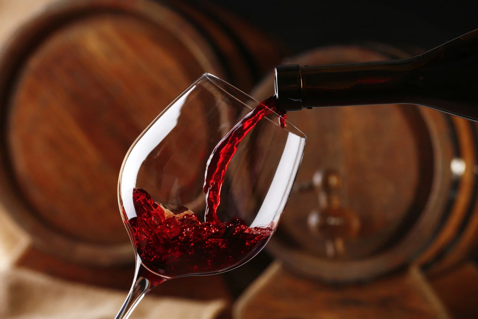 Drip-prone wine bottles could be due for a makeover