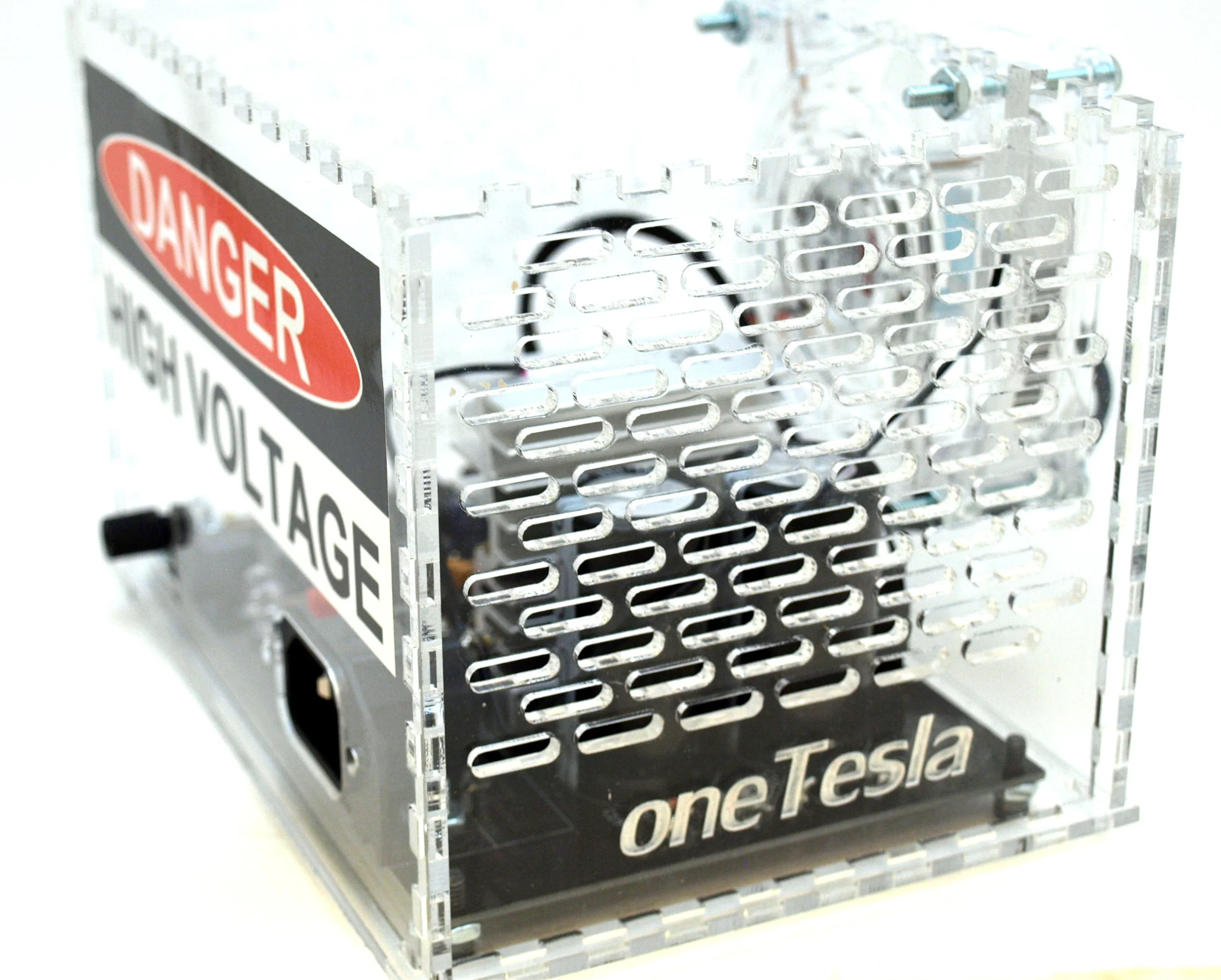 The main chassis from the side