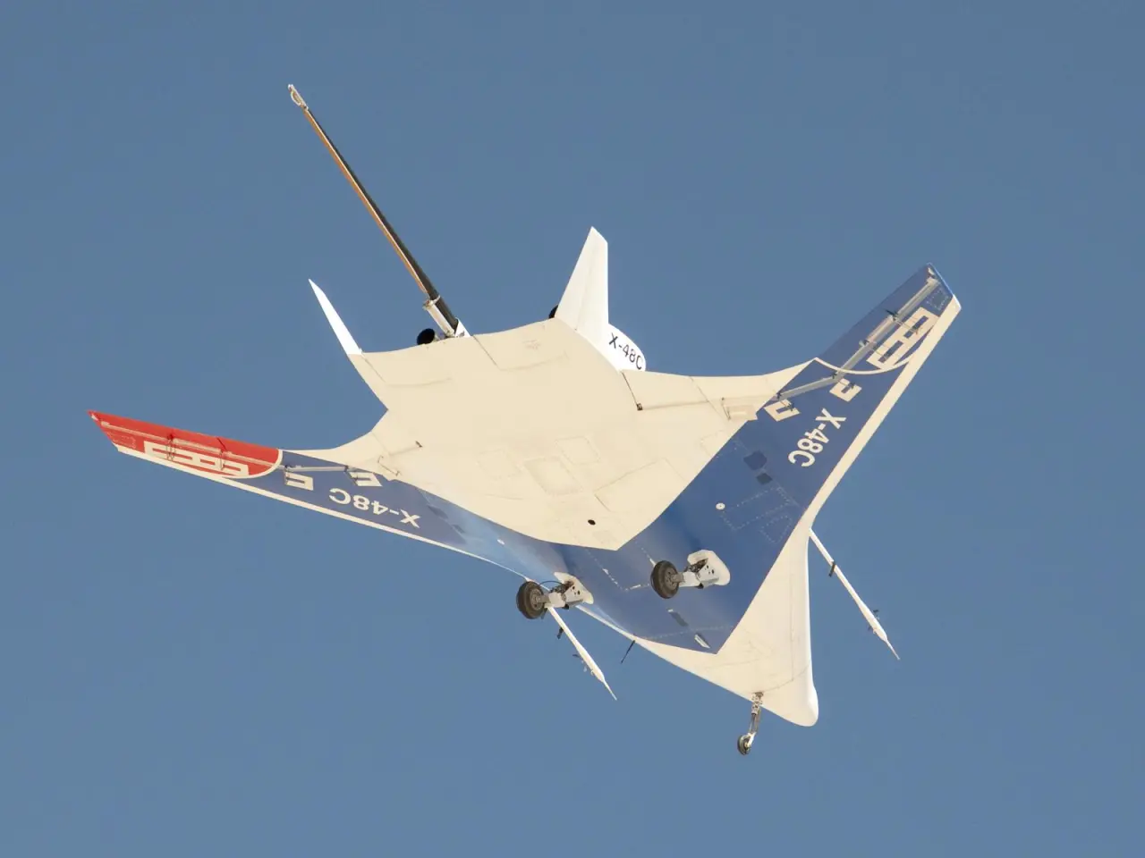 The manta ray-like shape of the X-48C Hybrid Wing Body aircraft is obvious in this underside view (Photo: NASA / Carla Thomas)