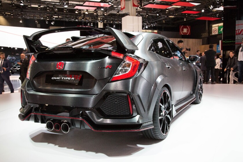 All three exhaust pipes are functional according to Honda - but that's easy to say when the engine doesn't run