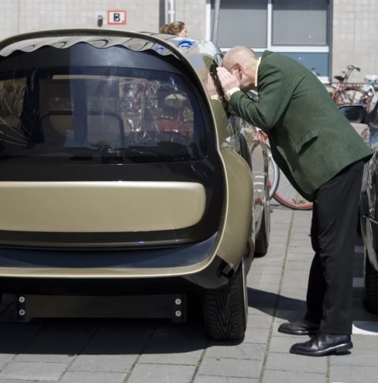 Curiosity guaranteed - the c,mm,n car