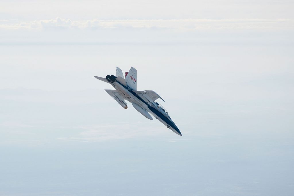 Testing of the high-velocity, high-altitude portion of the landing using an F-18 jet (Image: NASA/JPL-Caltech)