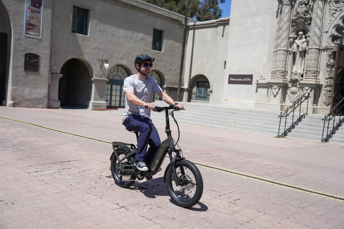 The Portola is described as a "convenient, functional and powerful folding ebike that won't break the bank"
