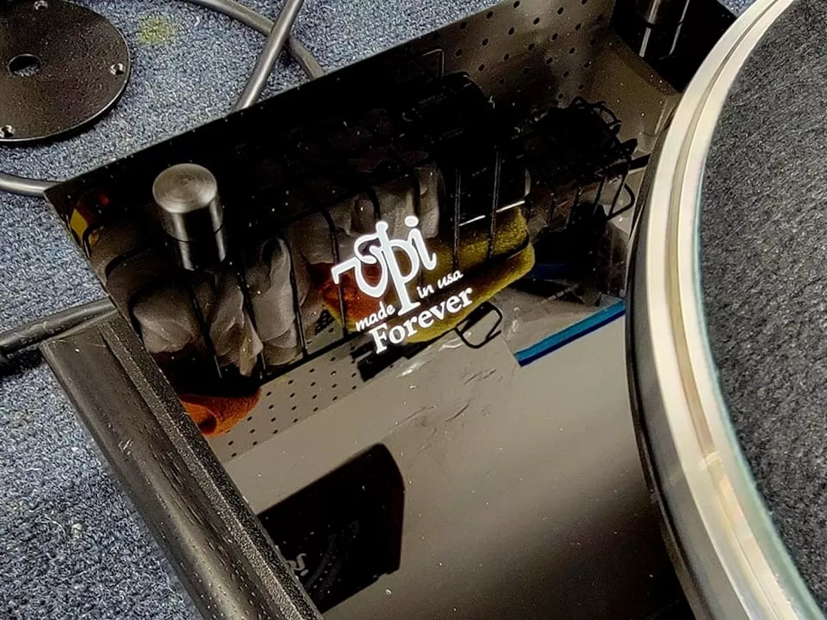 The Model One is the first turntable of VPI's Forever Series product line