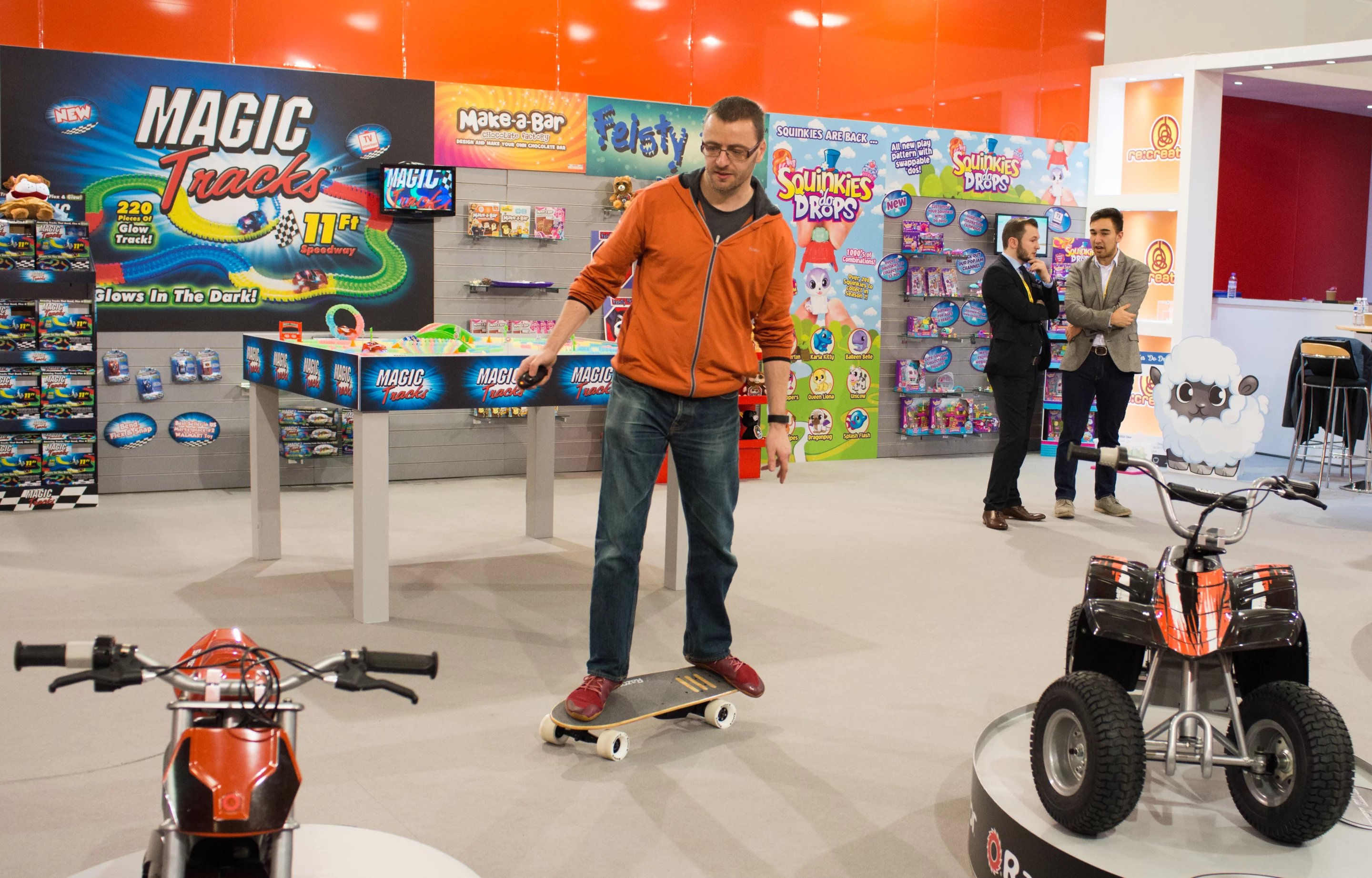 We try out the RazorX Cruiser Electric Skateboard at the London Toy Fair