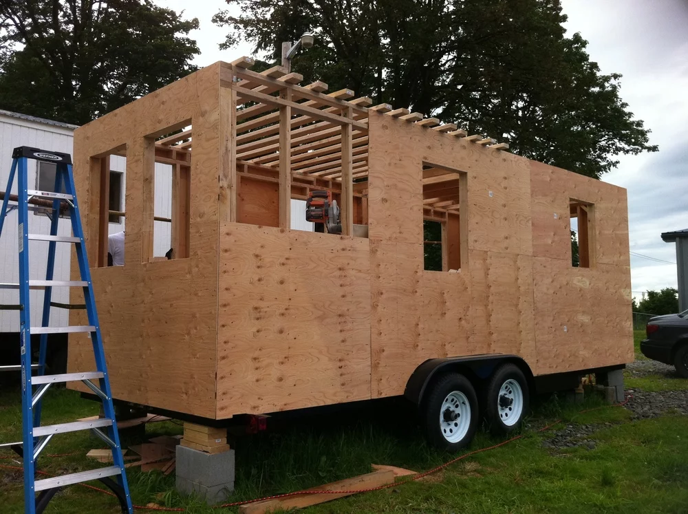 Building of the Tiny Tack House (Photo: Christopher Tack)