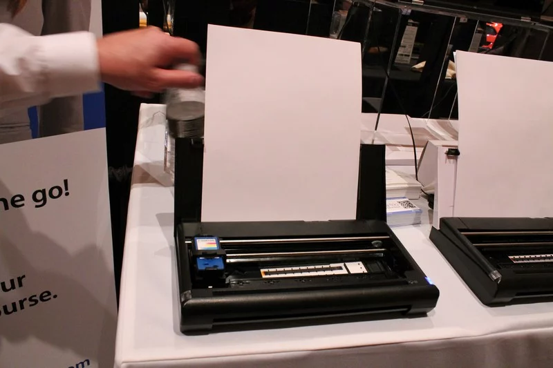 The printer measures 29 x 4.8 x 16.51 cm (11.4 x 1.8 x 6.5 in), which is certainly very small (Photo: Erick Mack/Gizmag.com)