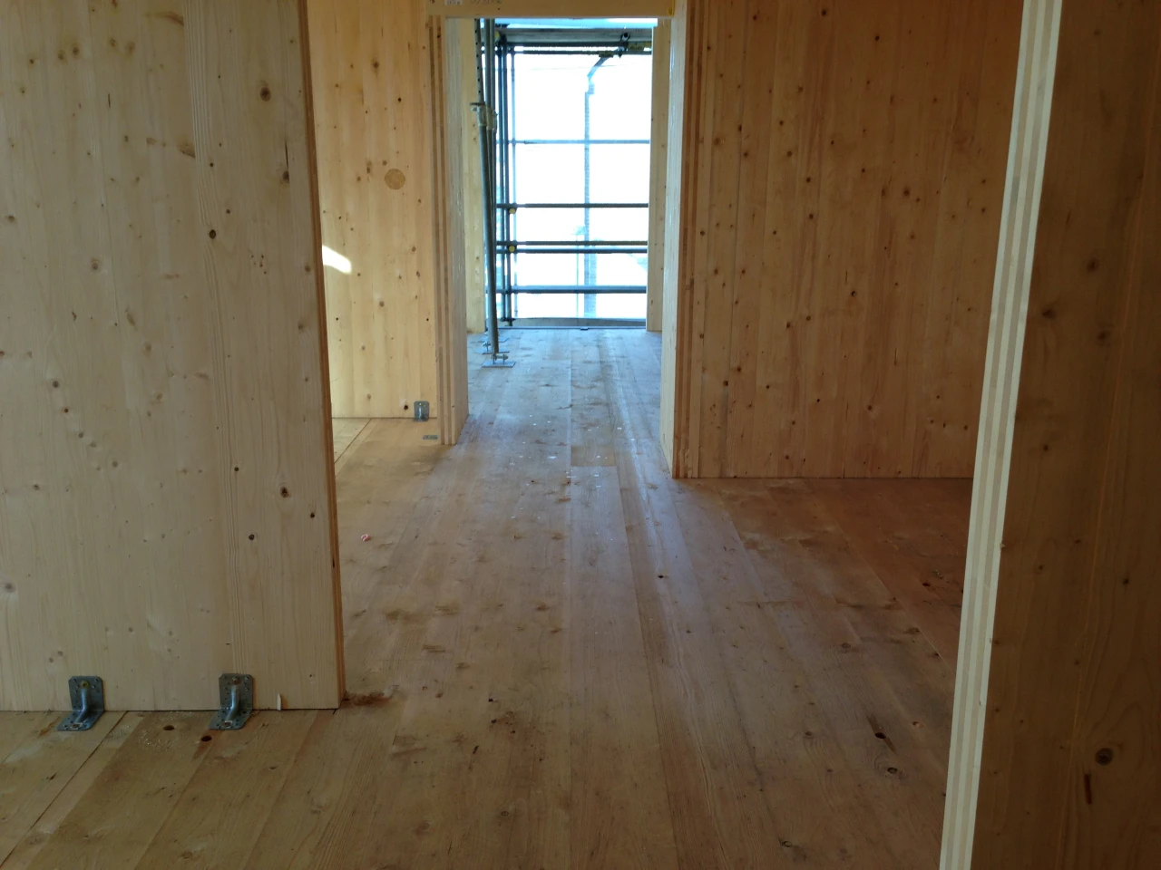 Cross-laminated timber panels are installed in the prefabricated modules of Kingsgate House (Photo: Horden Cherry Lee Architects)