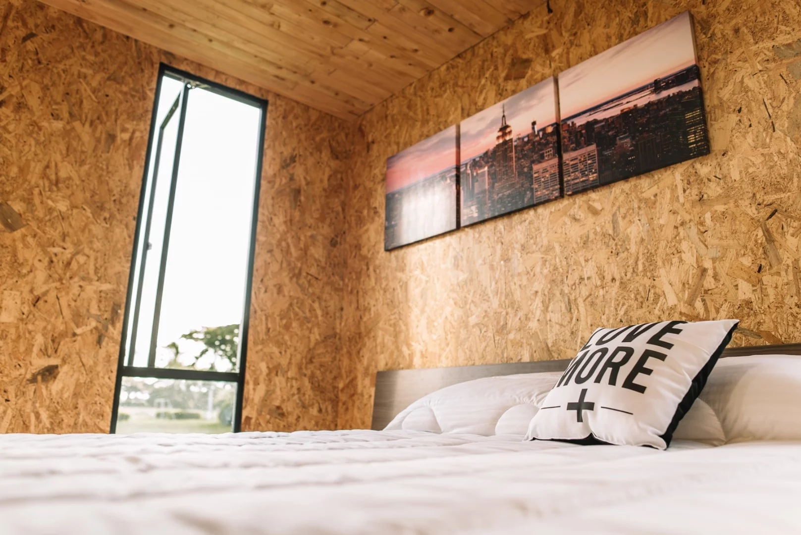 The "large" VIMOB stretches across 80.5 sq m (866.5 sq ft),housing up to three bedrooms and a bathroom