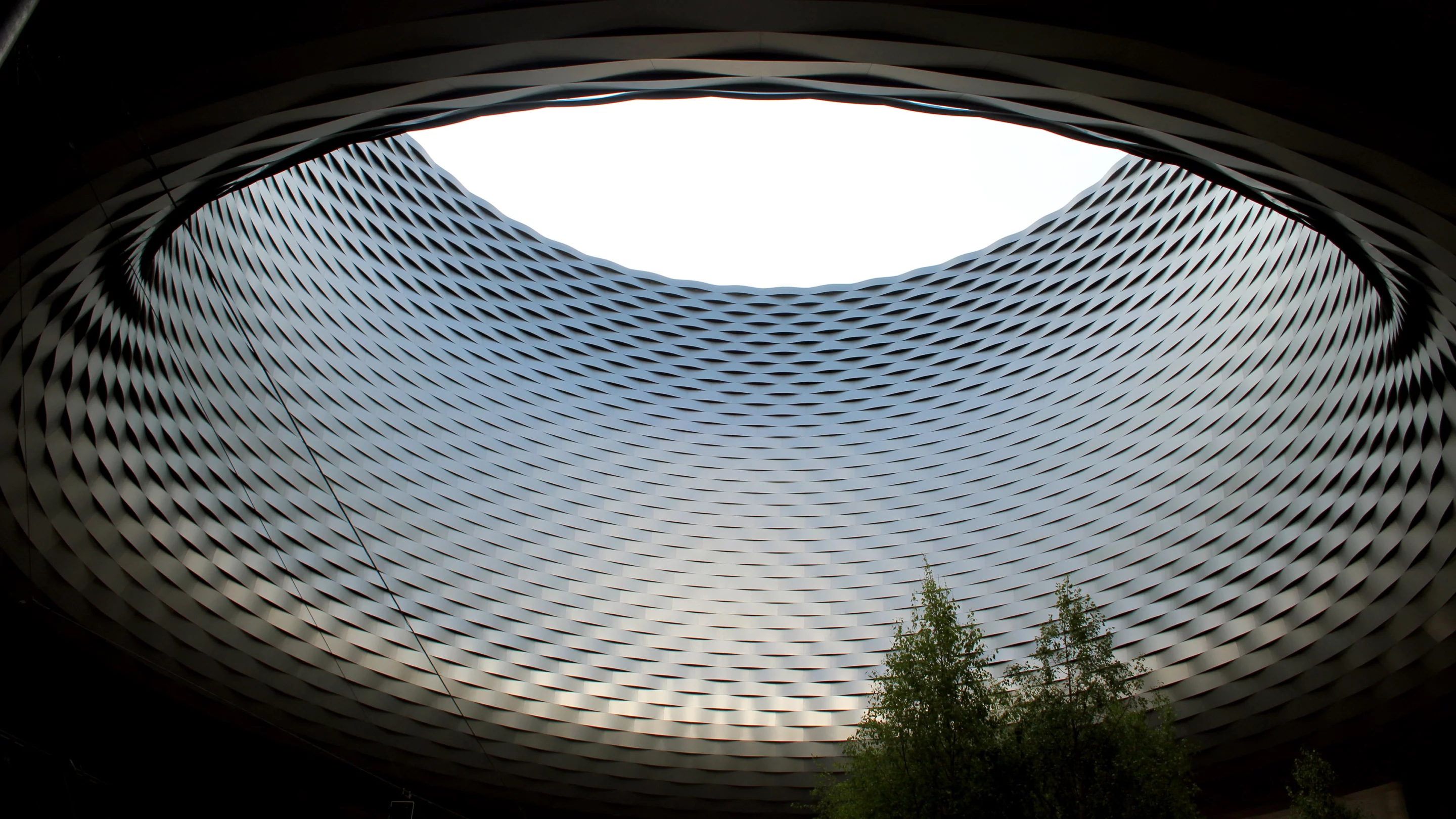 The design of Hall 1, which houses the booths of some of big name companies such as Rolex and Tag Heuer, was impressive to behold (Photo: Chris Wood/Gizmag.com)