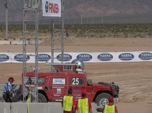 H1ghlander crosses the finish line, just minutes behind Stanford's machine