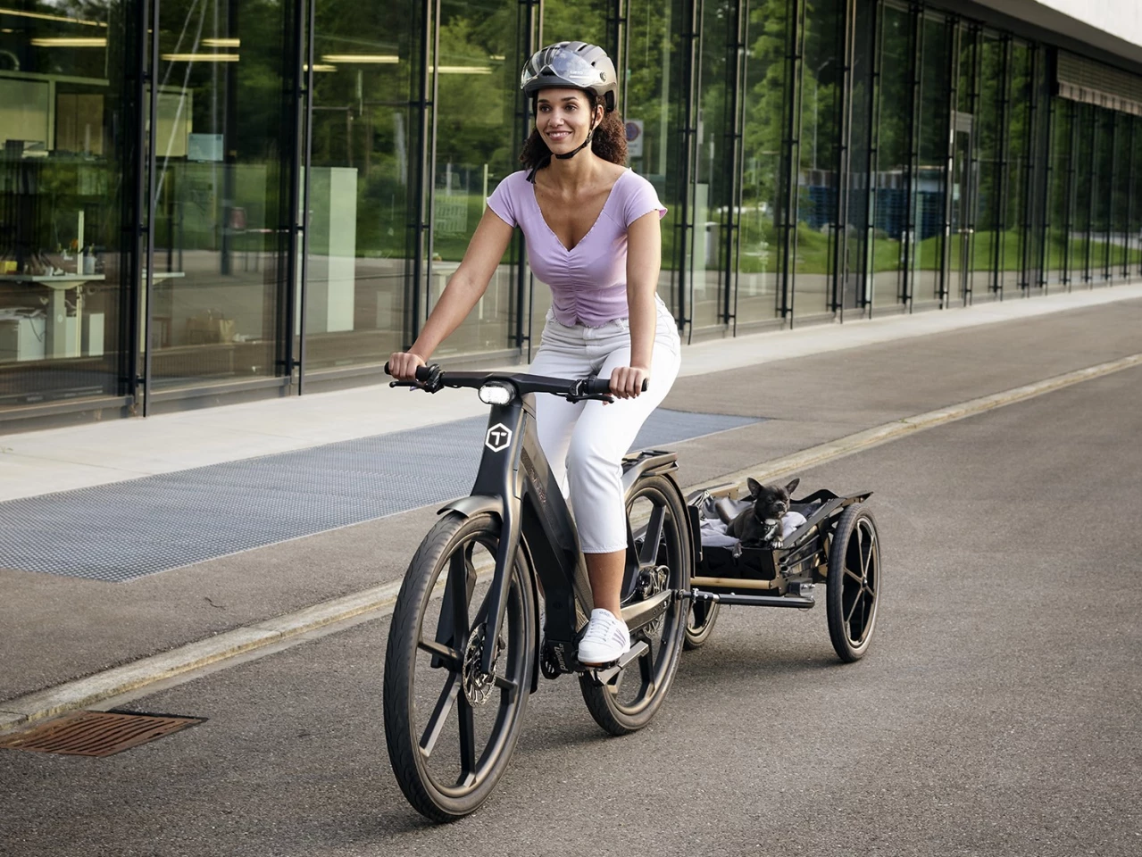The Twinner T1 Pro speed-pedelec can sprint to 45 km/h in 3.6 seconds, though probably not when a cargo trailer is hitched