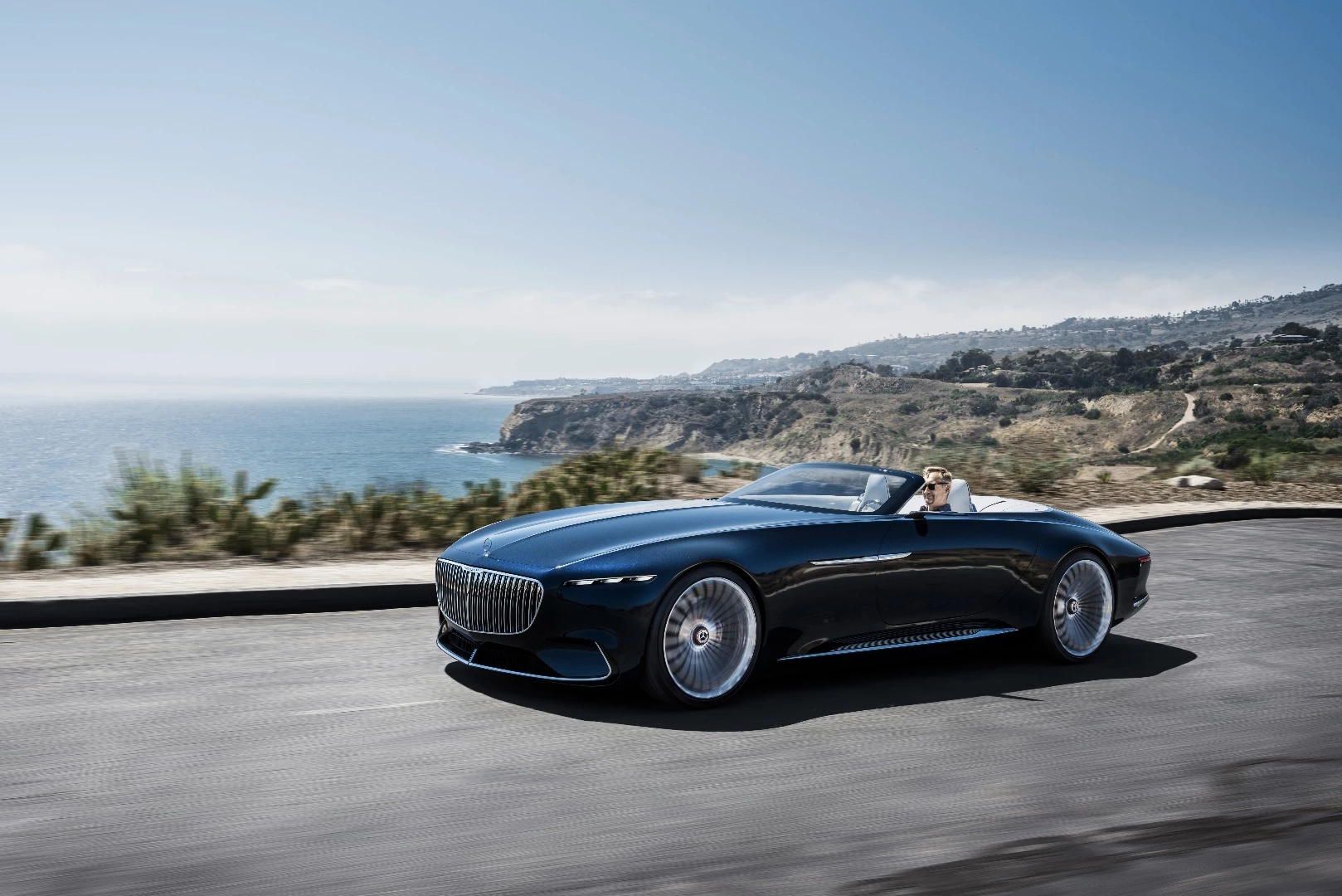 The 2017 Vision Mercedes-Maybach 6 Cabriolet is the droptop version of the Vision Mercedes-Maybach 6 Coupé presented at Pebble Beach in 2016.