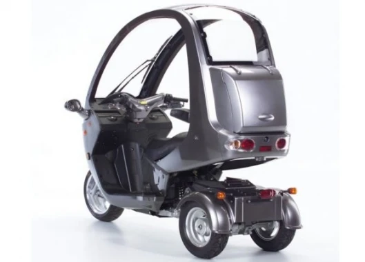 The AutoMoto tilting three-wheeler