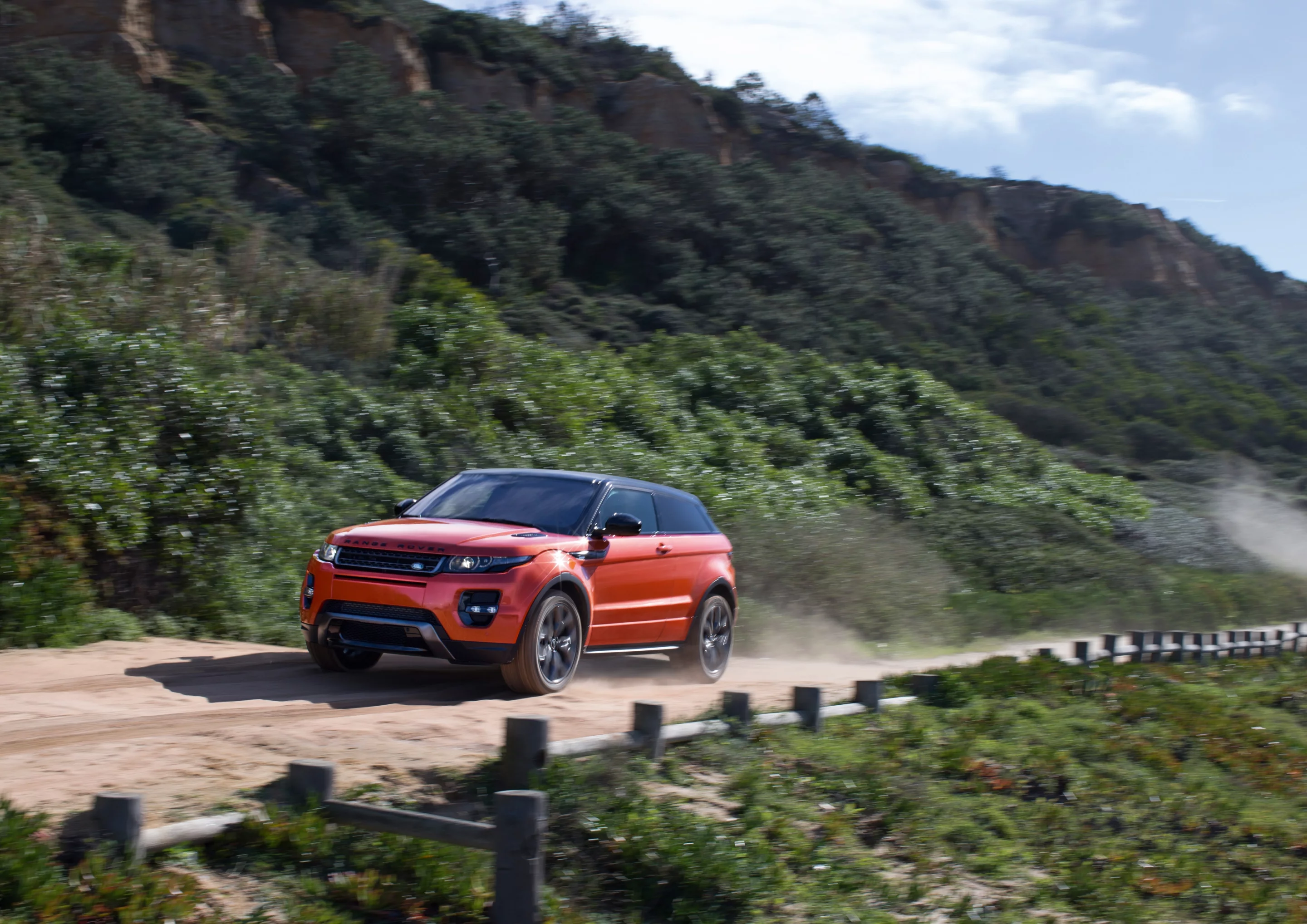 The Range Rover Autobiography Evoque is designed to bring luxury to the compact range