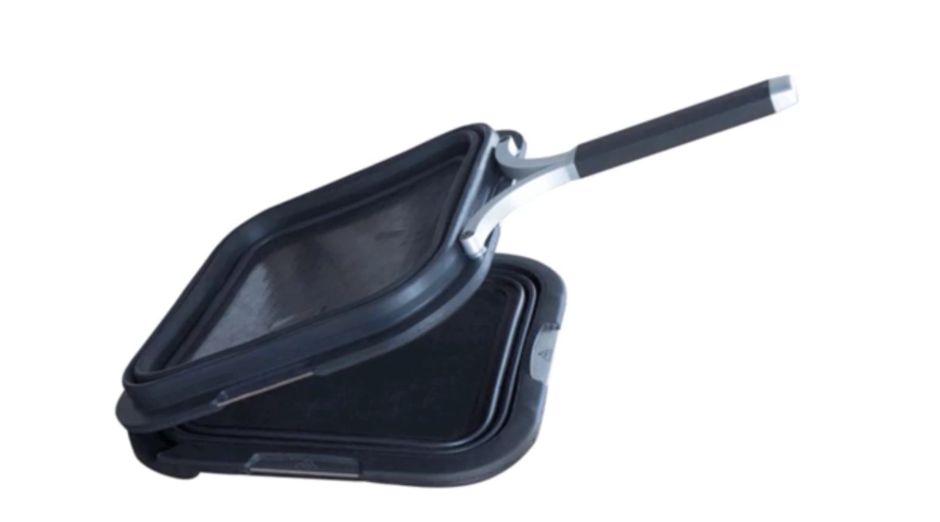 The Morphcooker can be adjusted into several modes, from a stove, to a grill or even a pot that holds water
