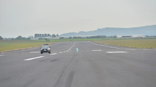 June tests were limited to speeds of around 50 mph (80 km/h) as Obree couldn't gauge how much runway he'd covered (Photo: Rick Robson)