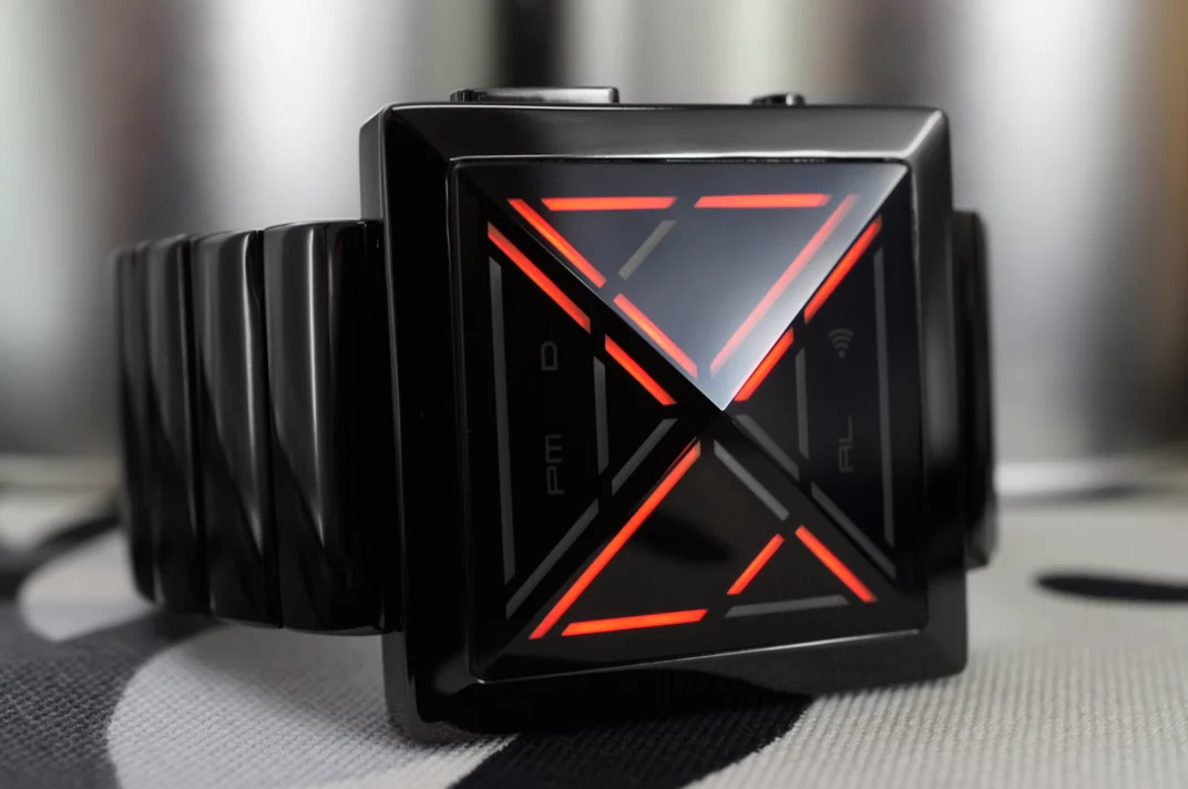 The Kisai X weighs 150 grams