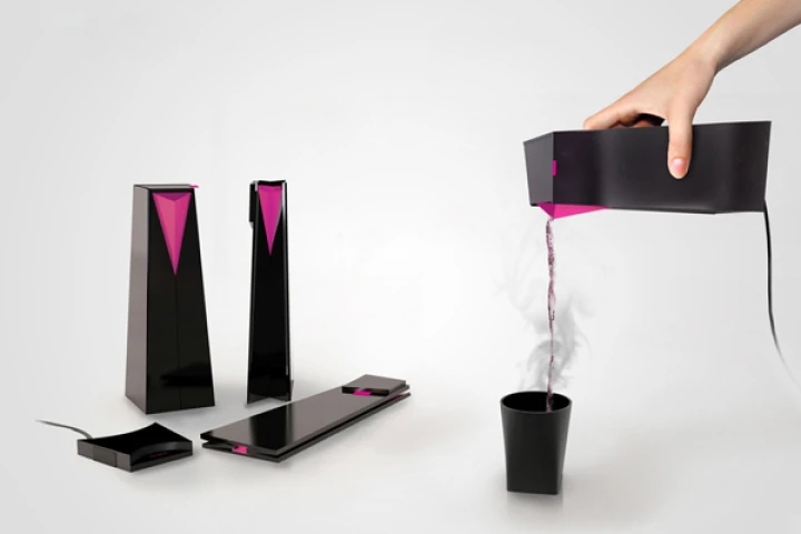Stanislav Sabo must be a tea lover as he's created a portable electric kettle concept which is small enough to "put in the back pocket of your trousers"