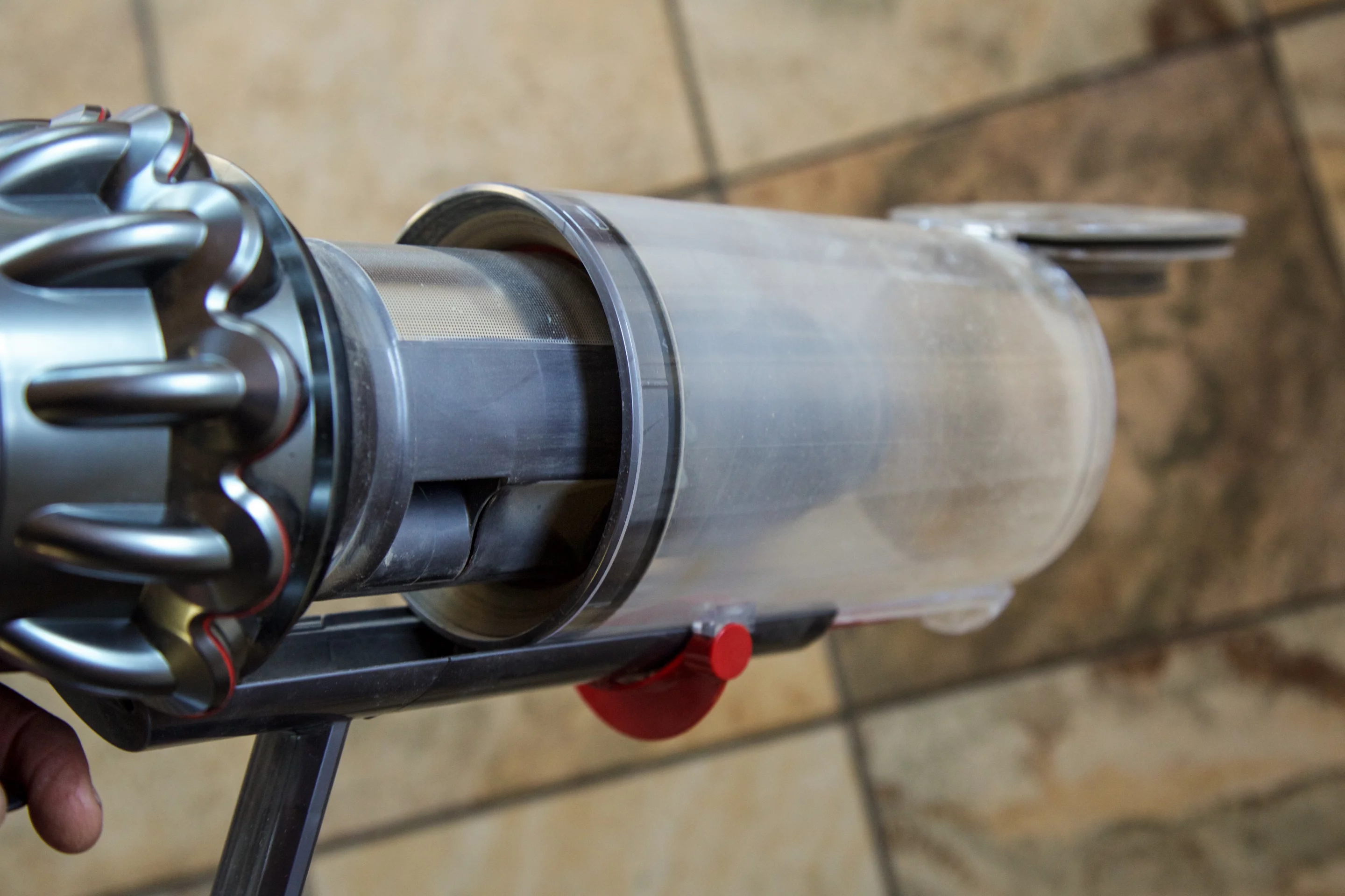 The bin is emptied using a convenient point and shoot mechanism