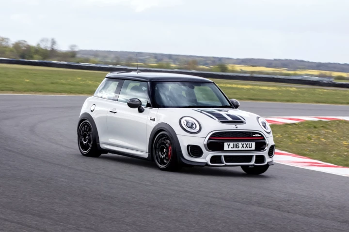 The John Cooper Works Challenge is based on the latest John Cooper Works Hatch
