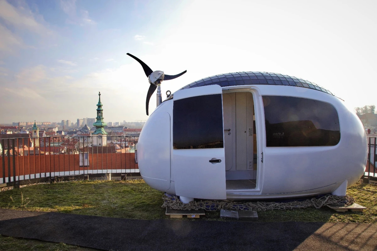 Pre-orders for the Ecocapsule are now open, with 50 units expected to ship in 2018, and more next year