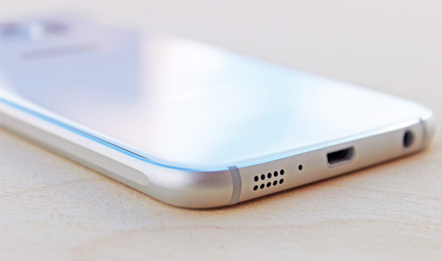 The Galaxy S6 has an aluminum frame, with a glass back