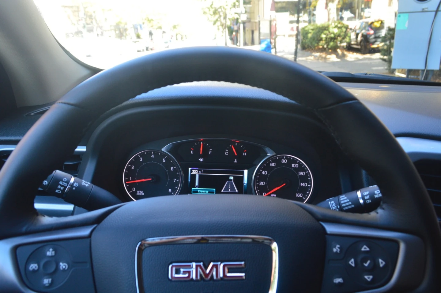 We liked the instrument layout of analog gauges with central digital display