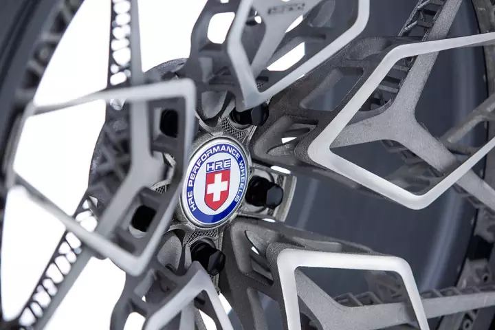 A custom center piece was used to join the HRE3D+ wheel's five main sections together