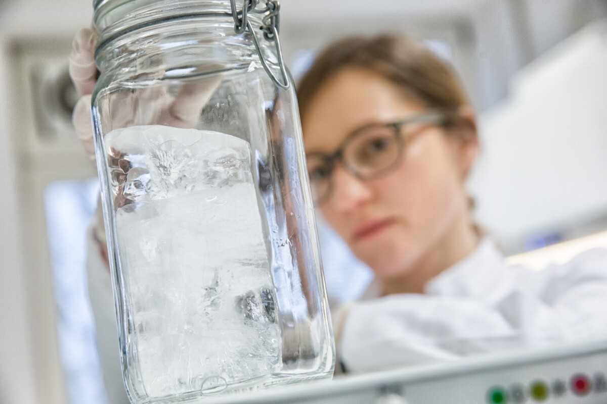 Scientists from the Alfred Wegener Institute (AWI) retrieved ice samples during three Arctic expeditions in 2014 and 2015 to assess microplastic pollution