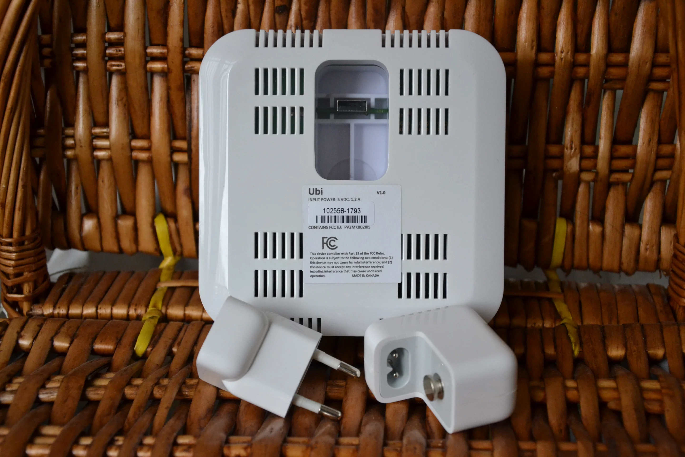 The hardware of the consumer version is much the same as the beta unit, but there have been a few minor tweaks where internal components have needed to be replaced (Photo: Paul Ridden/Gizmag)