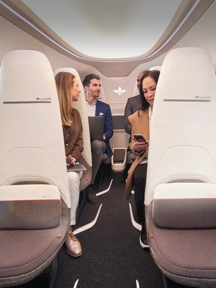 A relatively spacious cabin, although the seat layout would appear to discourage canoodling