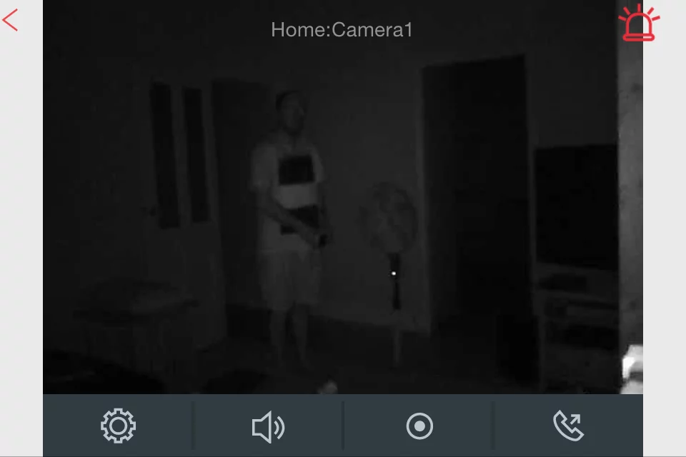 Subject visibility drops significantly when some distance from the camera (Photo: Gizmag.com/Darren Quick)