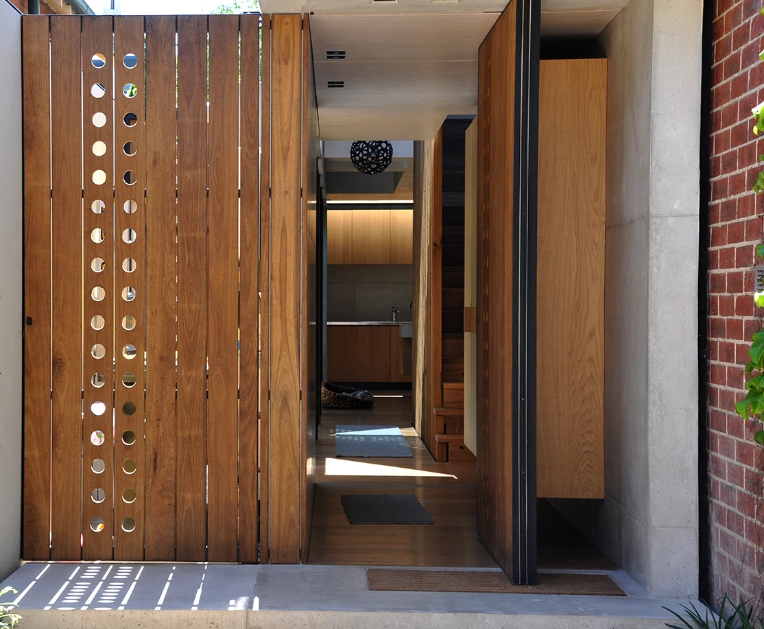 The beach side home boasts a maximum Australian GBCA 6 star Green Rating (Photo: Edoardo Campanale for Gizmag)