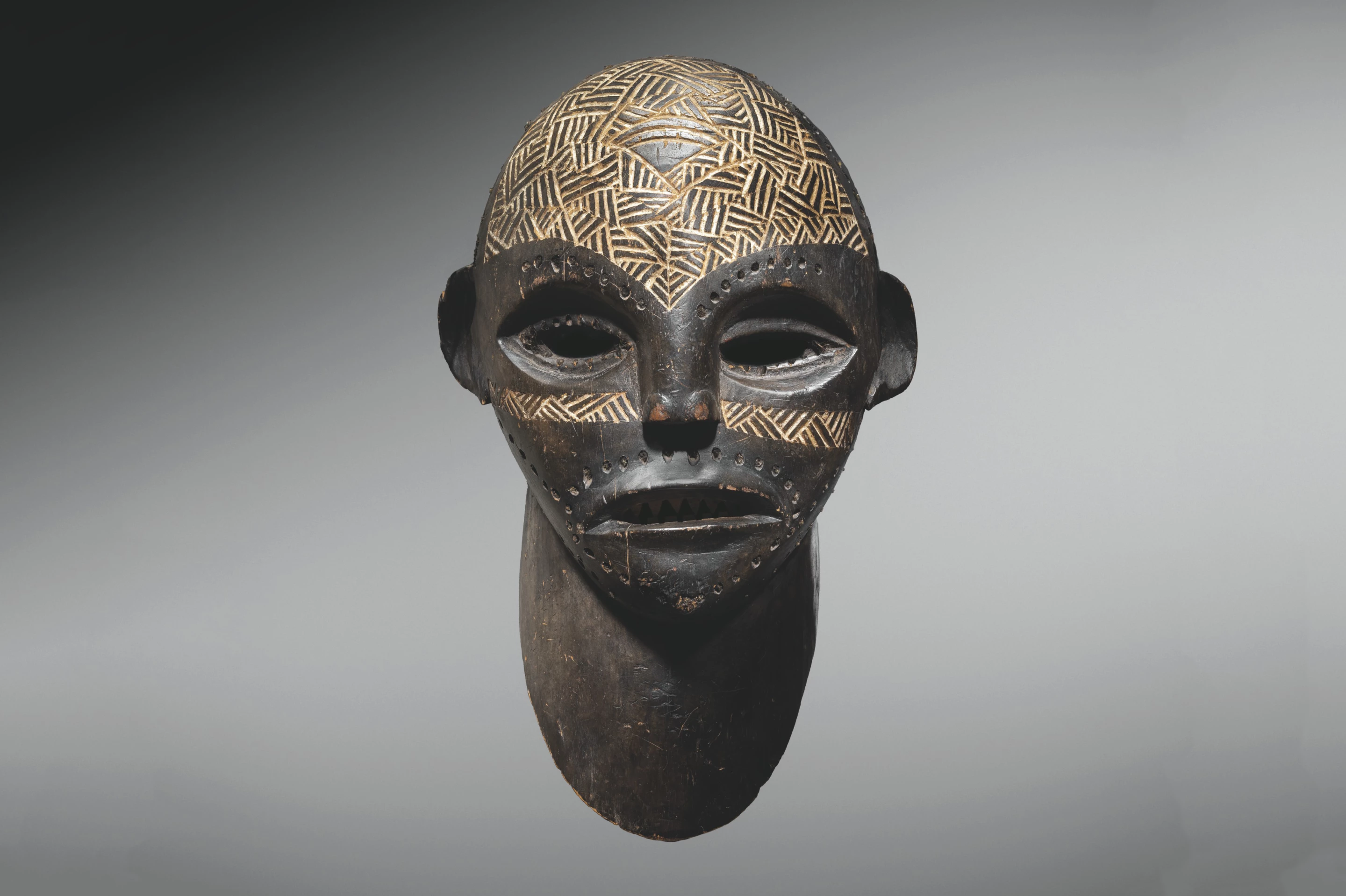 This “Beast Man” Luba Mask sold for €7,224,500 ($8,626,775) at Christie's on 23 June 2021
