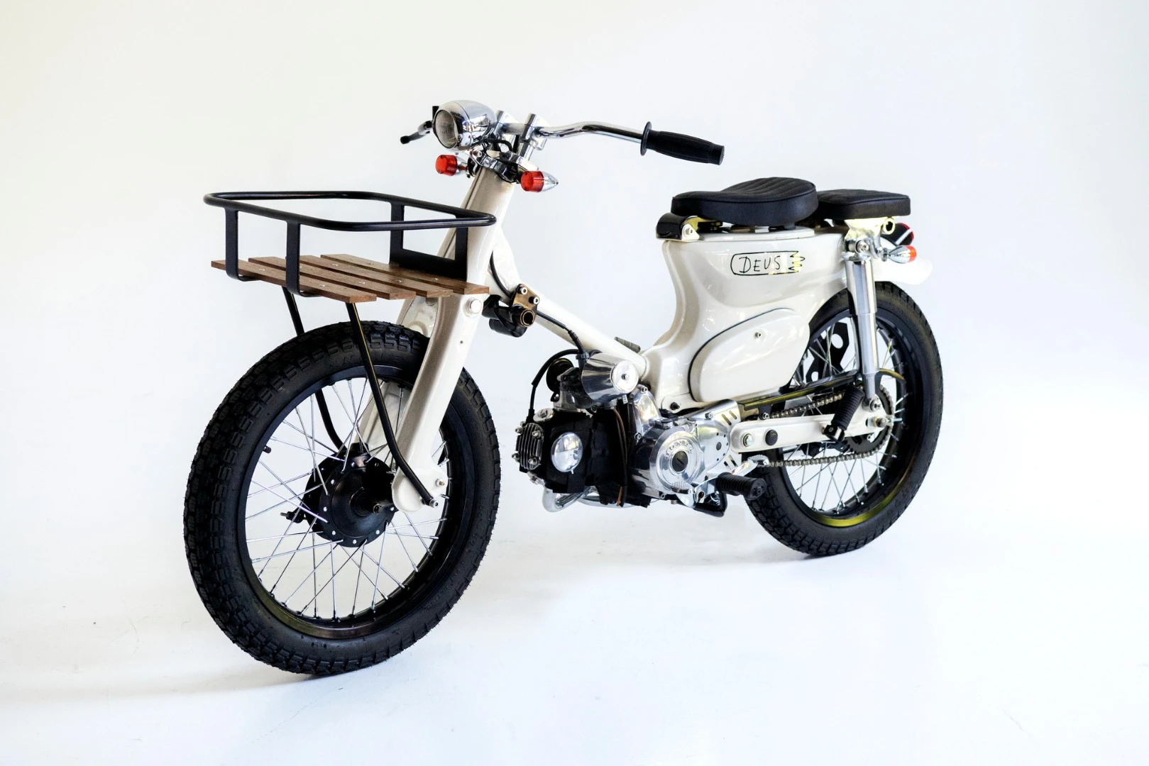 The Sea Sider without its surfboard supports