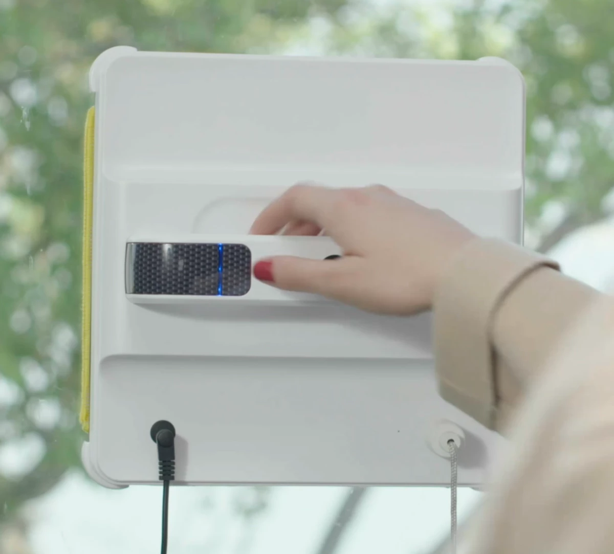 The Window Wizard reportedly cleans at a speed of 1 square meter (10. 8 sq ft) per 2.5 minutes
