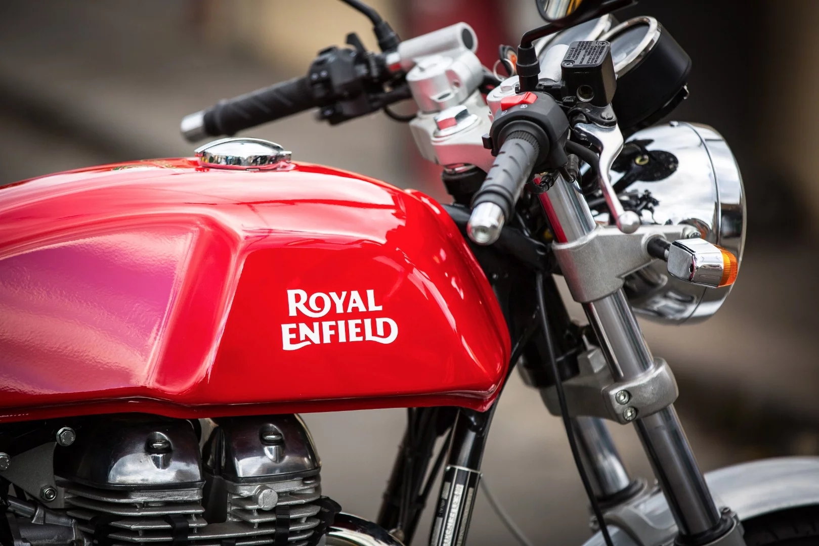 Royal Enfield's Continental GT: pure motorcycling simplicity. (Photo: Loz Blain/Gizmag)