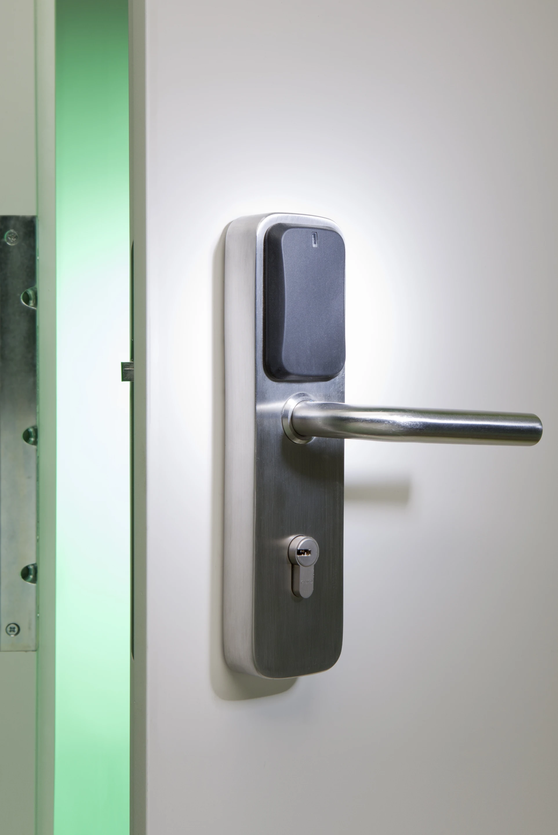 The Recordura electronic door lock runs purely on electricity generated by users pushing on its handle