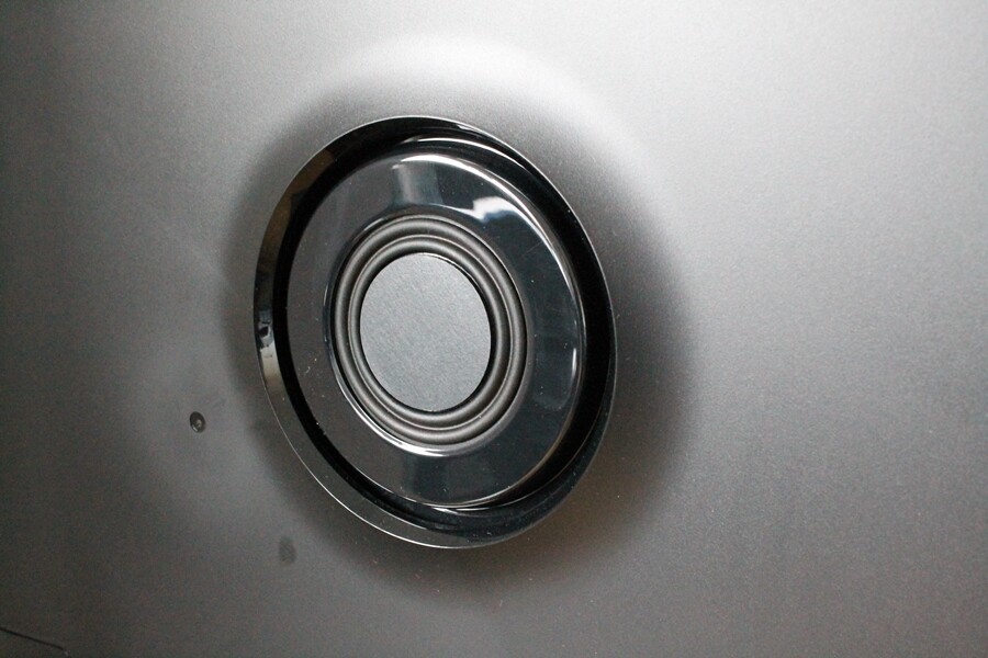 The speaker on the rear of the 55PUS7809 (Photo: Stu Robarts/Gizmag)