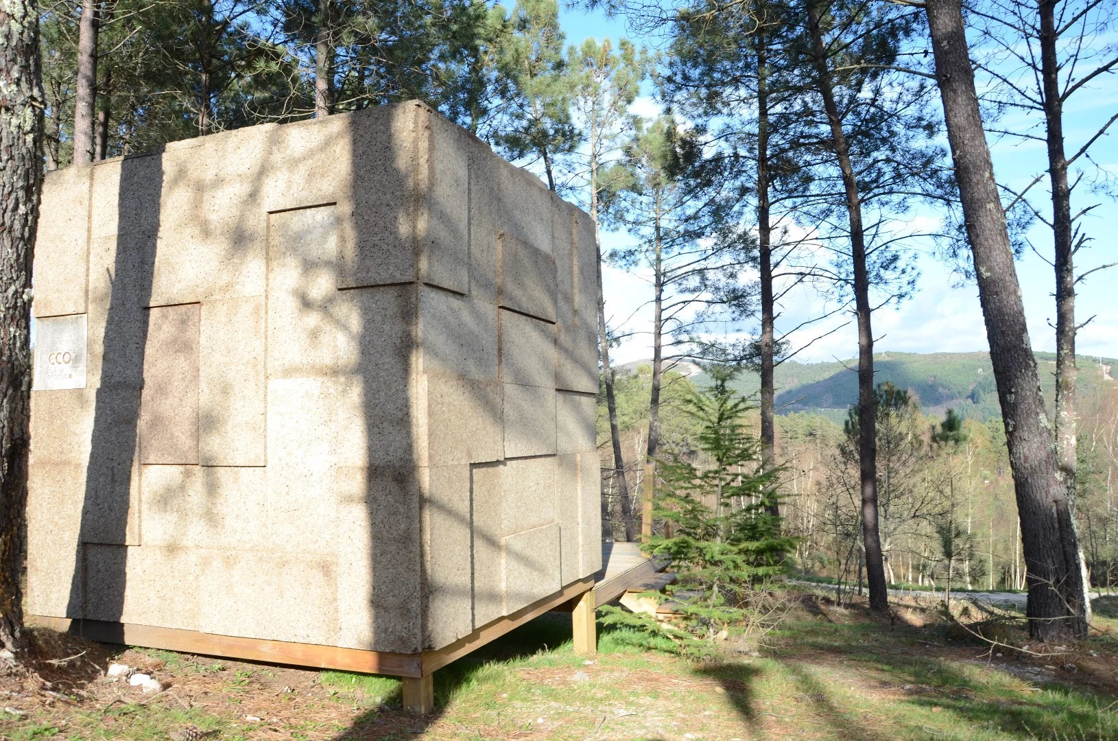 The Ecocubo takes around two weeks to build