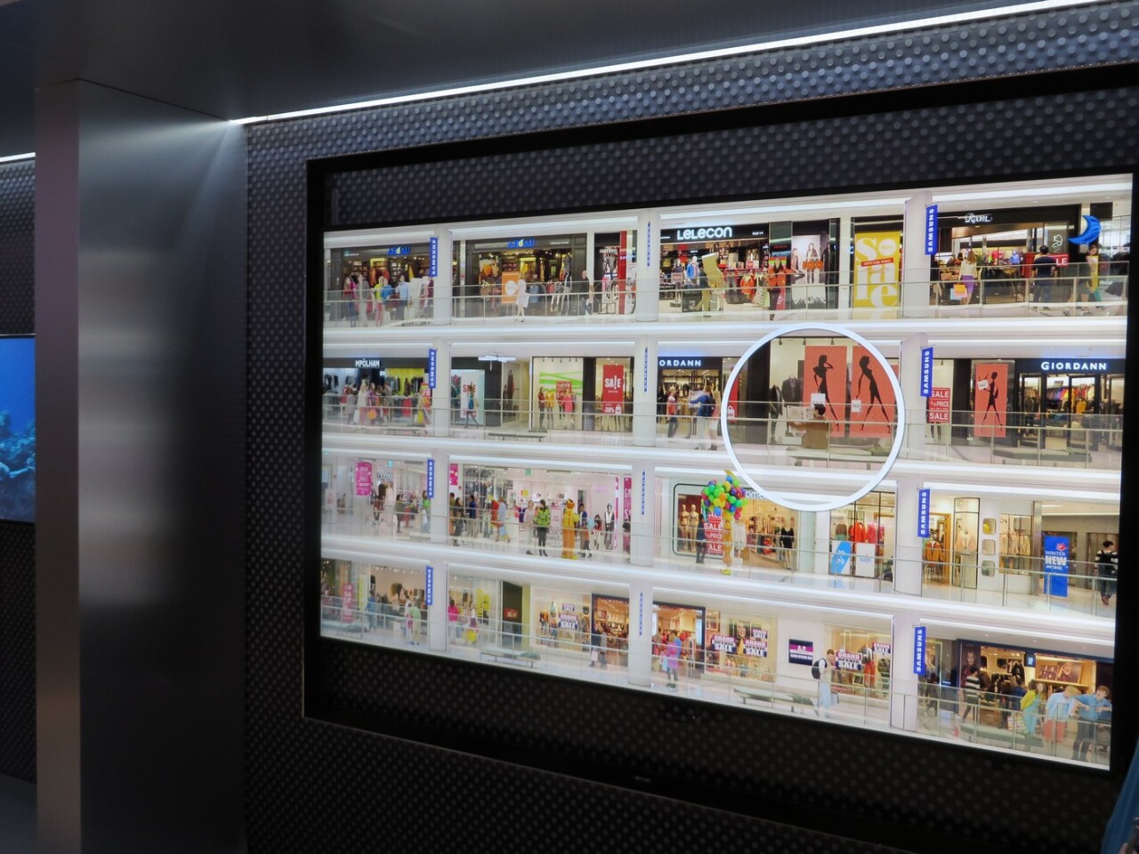 Samsung has its own 8K display