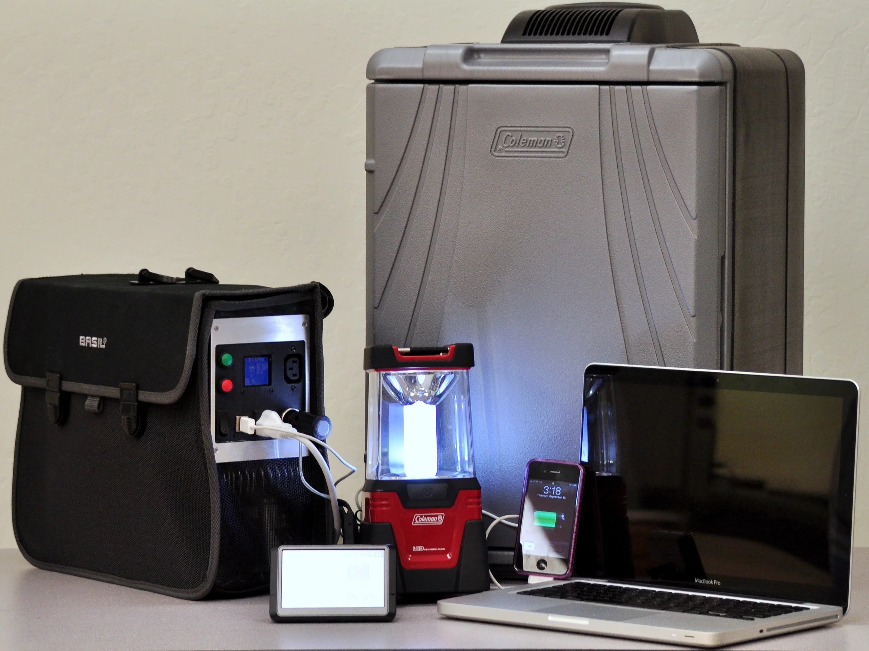 SiGNa Chemistry has received funding from USAID to develop portable hydrogen fuel technology, such as the DPS 300 hydrogen generator (left)